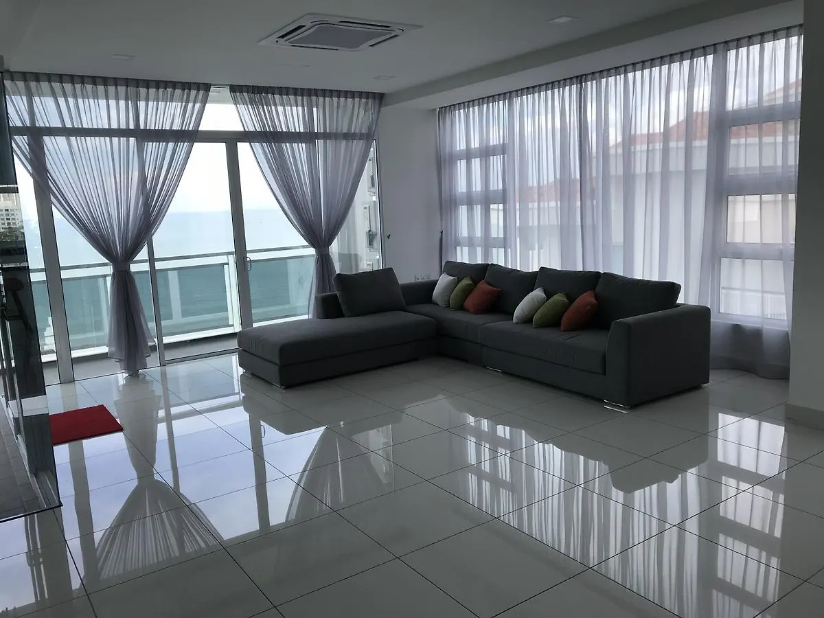 Five One 8 Residence George Town Malasia
