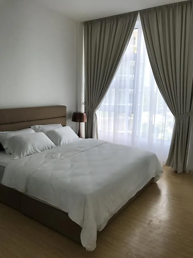 Five One 8 Residence George Town